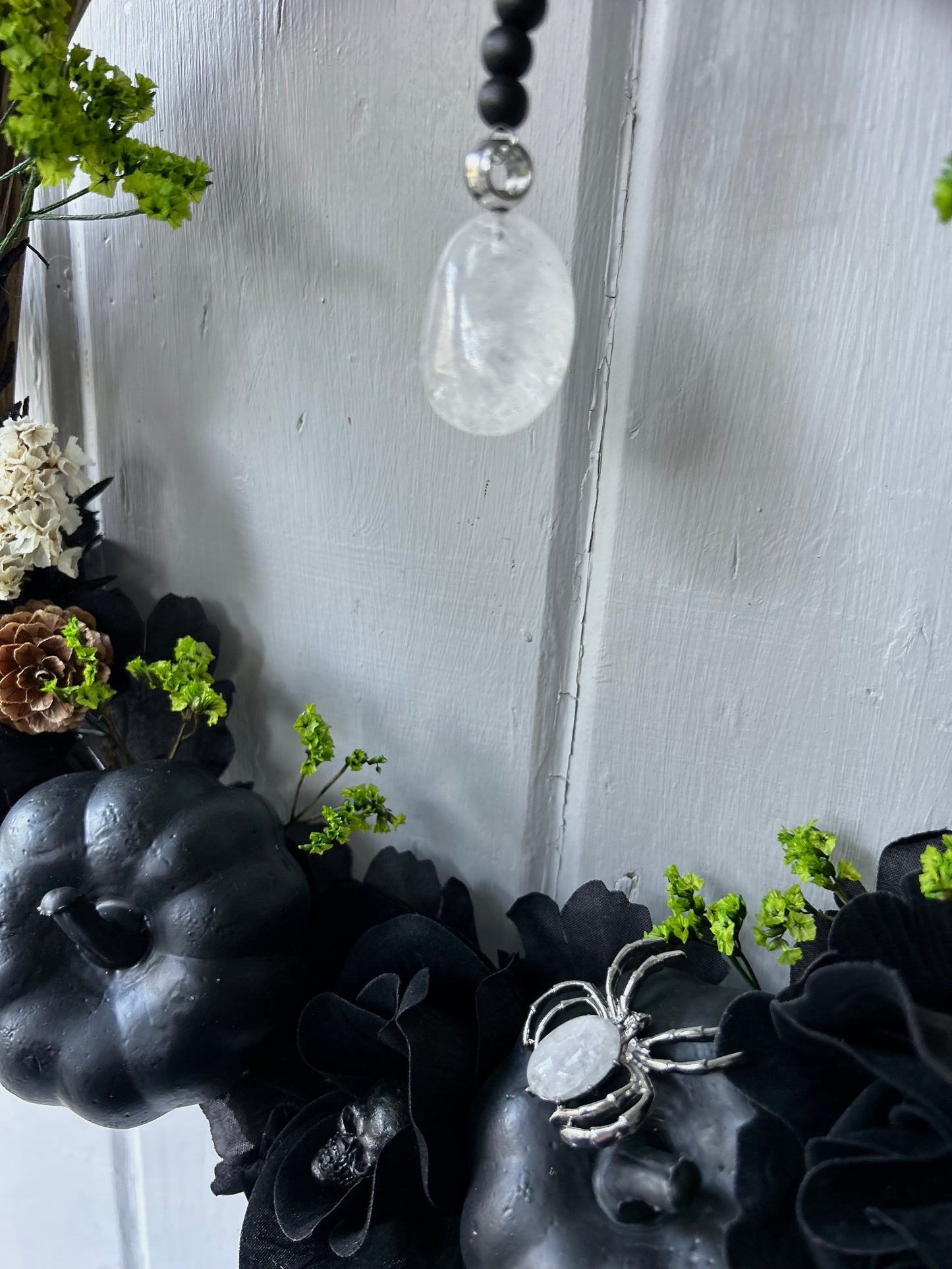 Clear quartz halloween wreath 'the gallows' Large