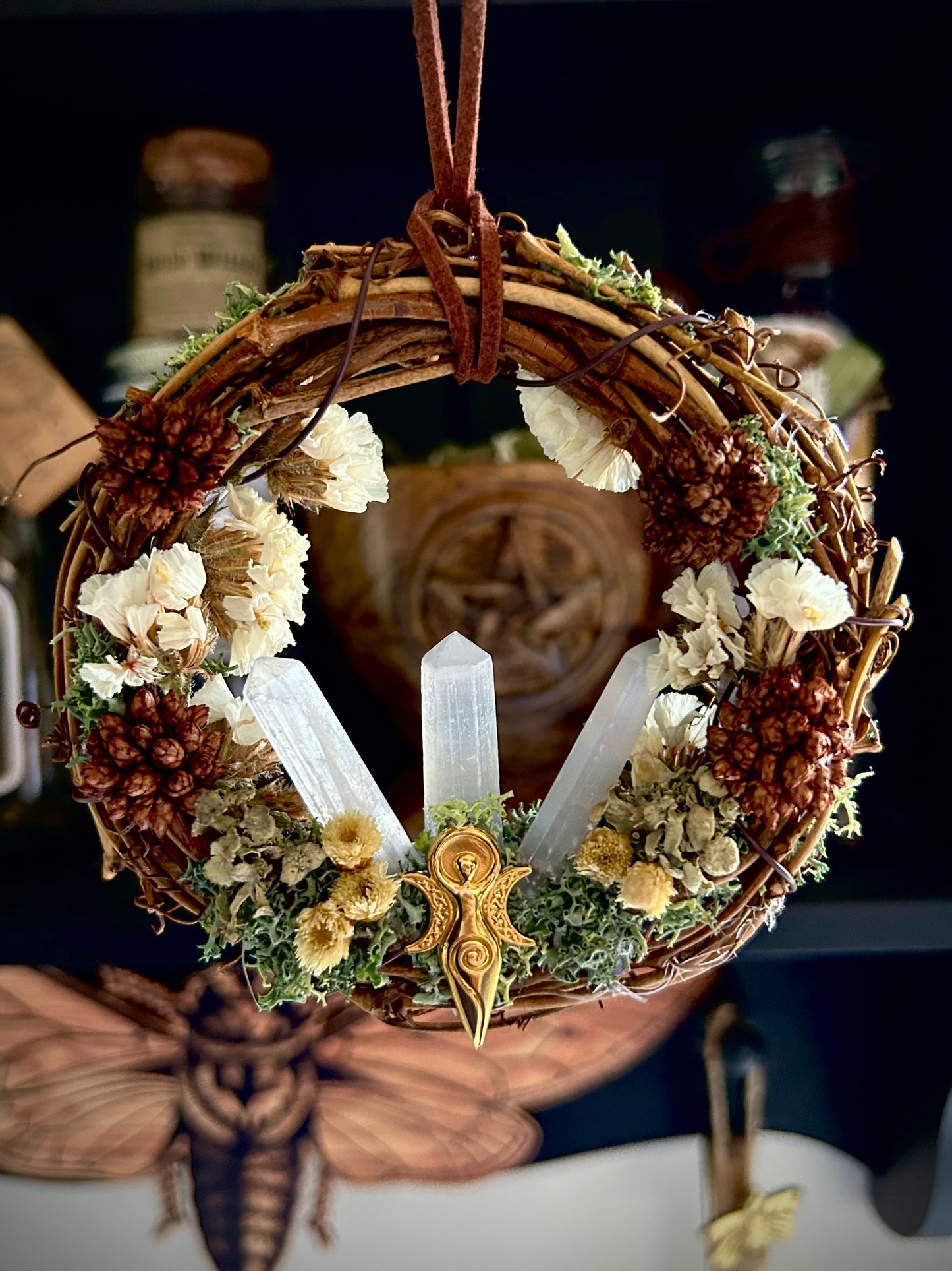 Triple selenite 'divine fem' wreath mini