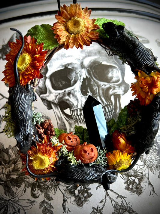 Obsidian 'the rats nest' halloween wreath mini