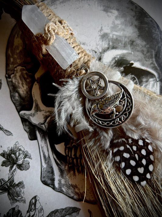 Selenite besom